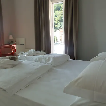 Hotel Albergo Dongo Dongo