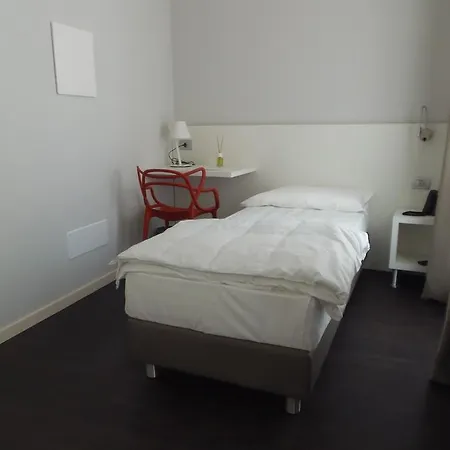 Albergo Dongo 호텔