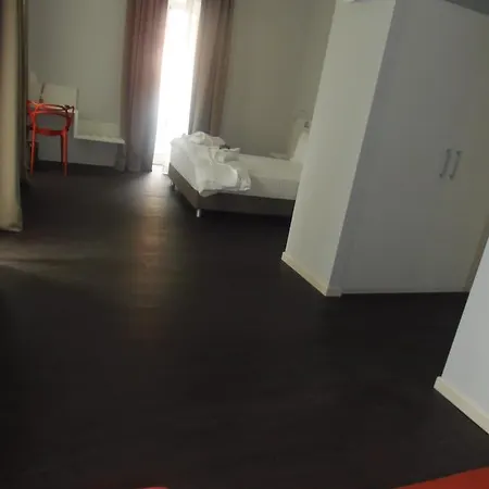 Albergo Dongo 호텔 3*