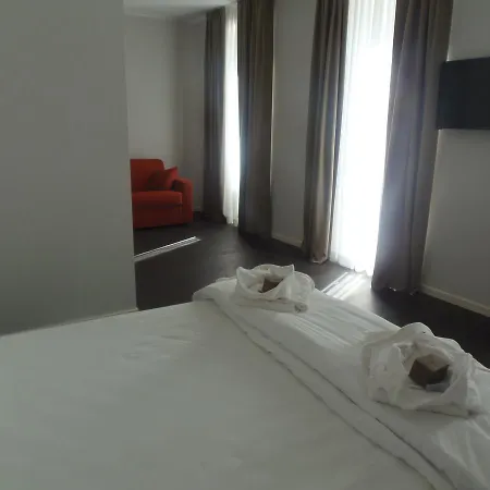 Albergo Dongo 호텔 3*