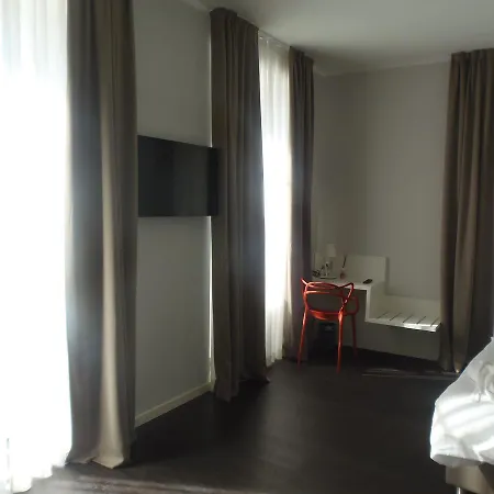 Albergo Dongo 호텔 3*