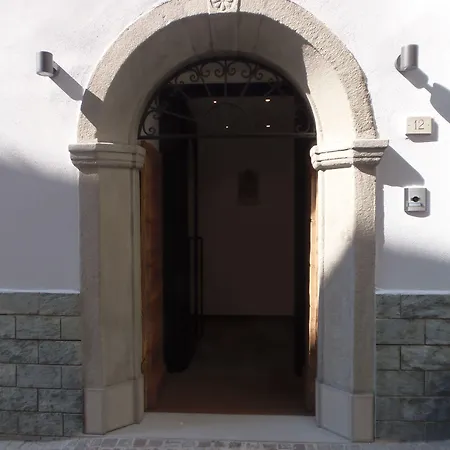 Albergo Dongo Hotel 3*