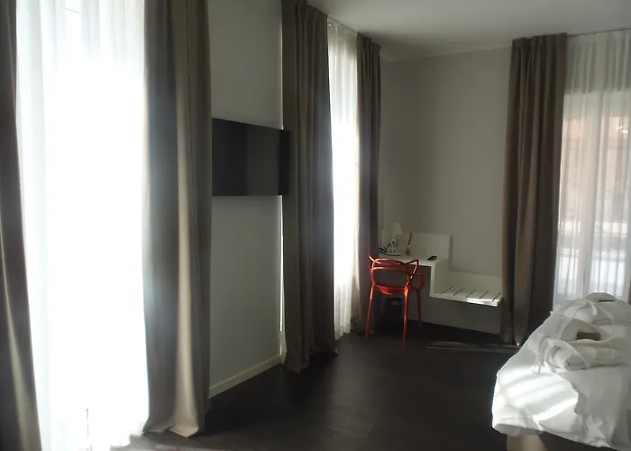 Albergo Dongo Szálloda 3*
