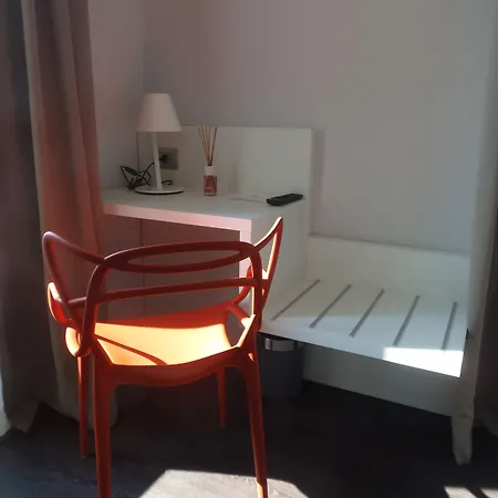 Albergo Dongo 호텔 3*