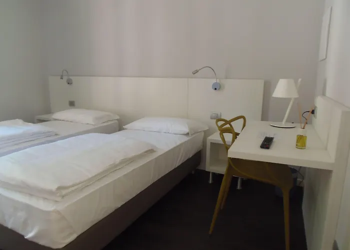 Albergo Dongo Hotel 3*