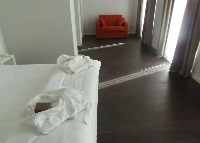 Albergo Dongo 3*
